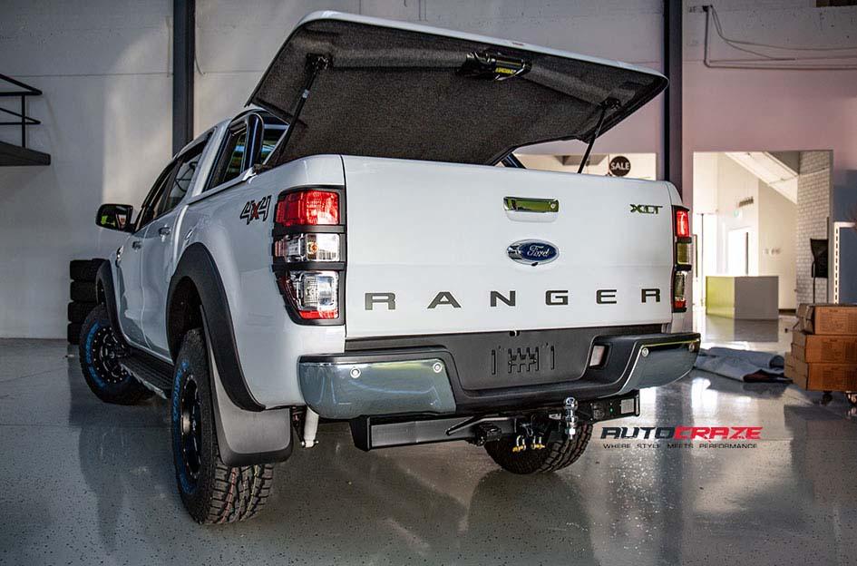 FORD RANGER BOOST GLOSS BLACK MILLED ACCENTS